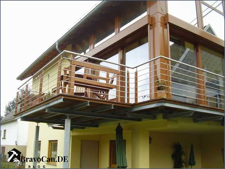 Balkon aus Holz anbauen Tipps und Ideen für die Balkonkonstruktion