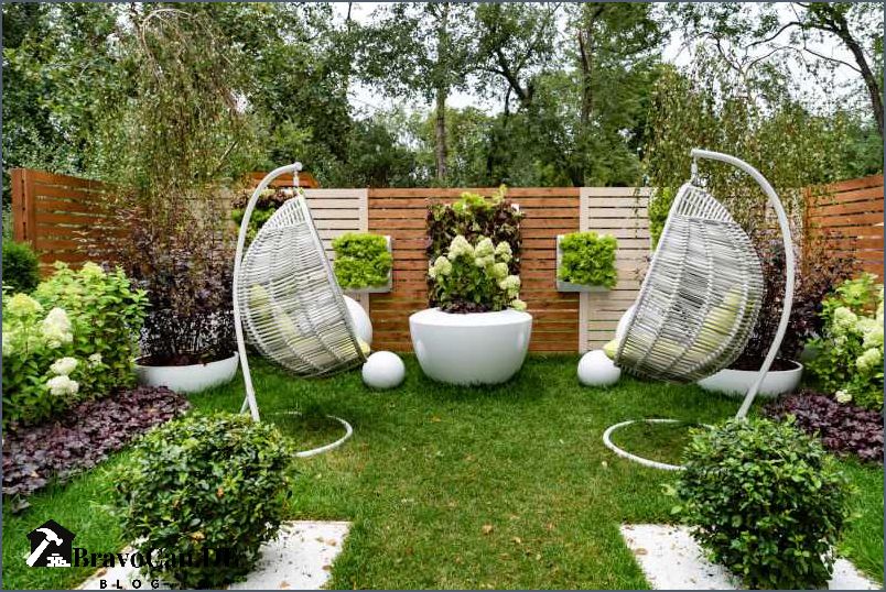 Hohe Stauden als Sichtschutz - Tipps und Ideen für den Garten