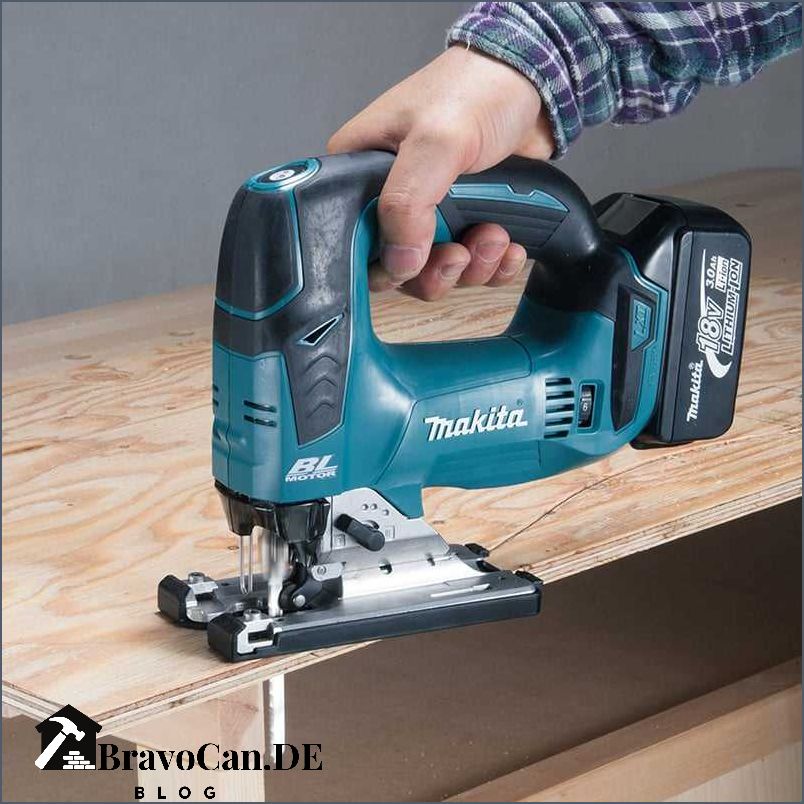 Makita DHS680Z Führungsschiene - Leistungsstarkes Werkzeug für präzises Sägen Makita DHS680Z Führungsschiene - Leistungsstarkes Werkzeug für präzises Sägen