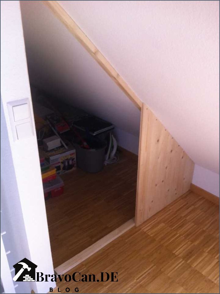 Tür Dachschräge selber bauen Tipps und Anleitungen